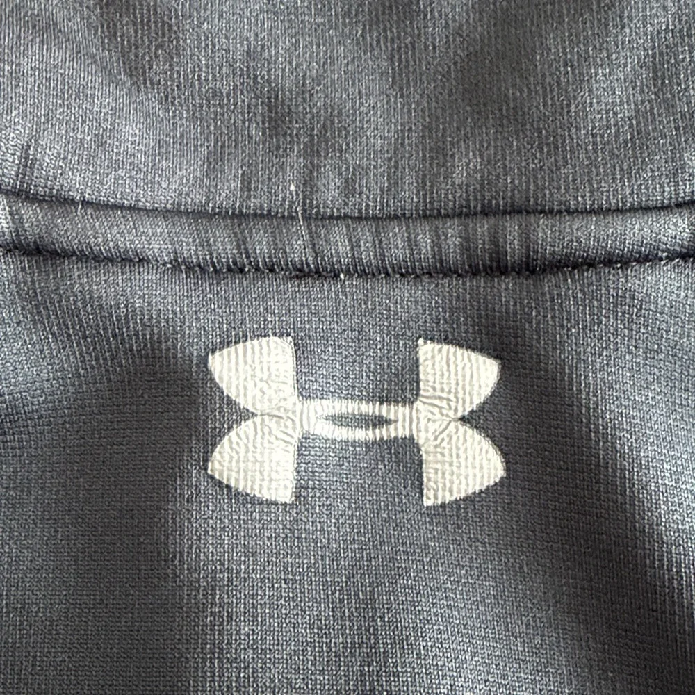 Under Armour Youth XL Loose ColdGear Black & Gray 1/4 Zip